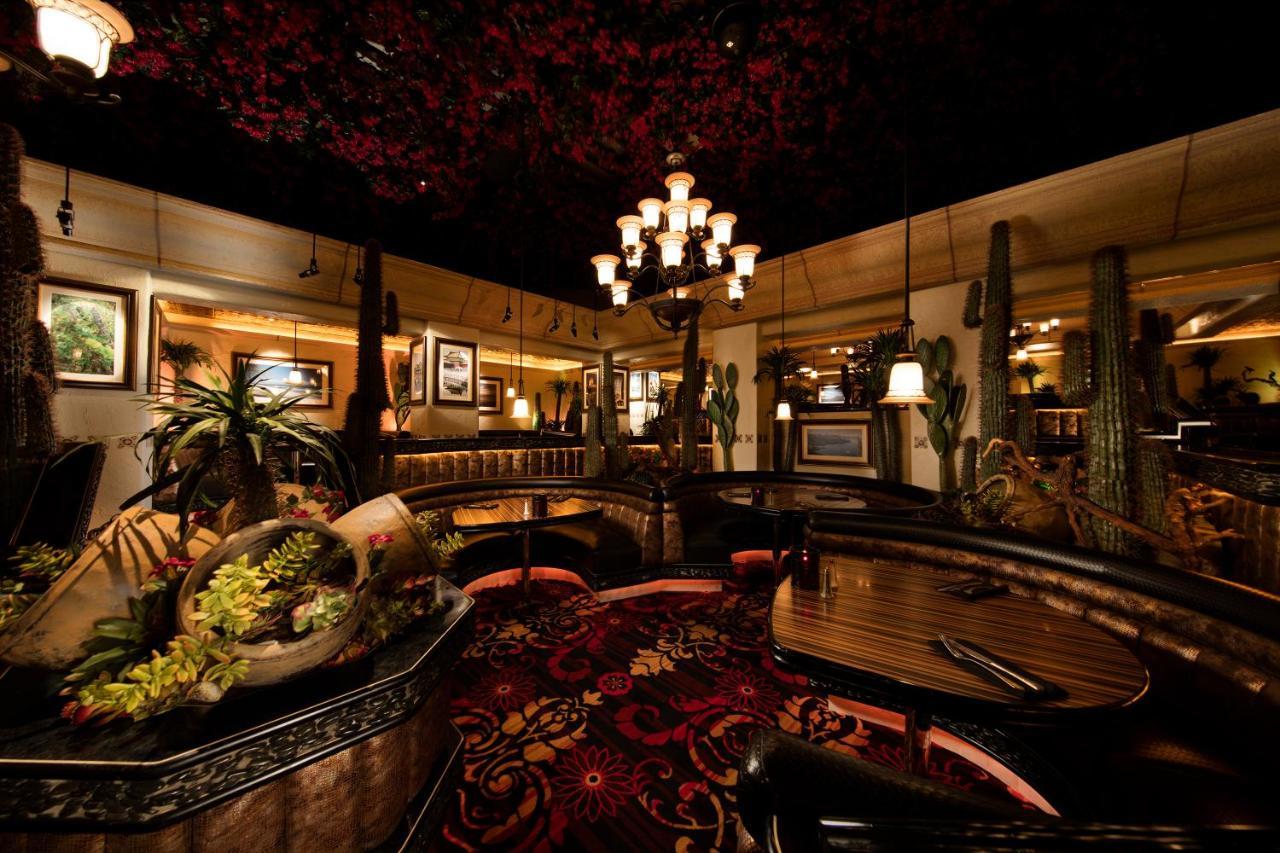 Western Village Inn And Casino Sparks Bagian luar foto